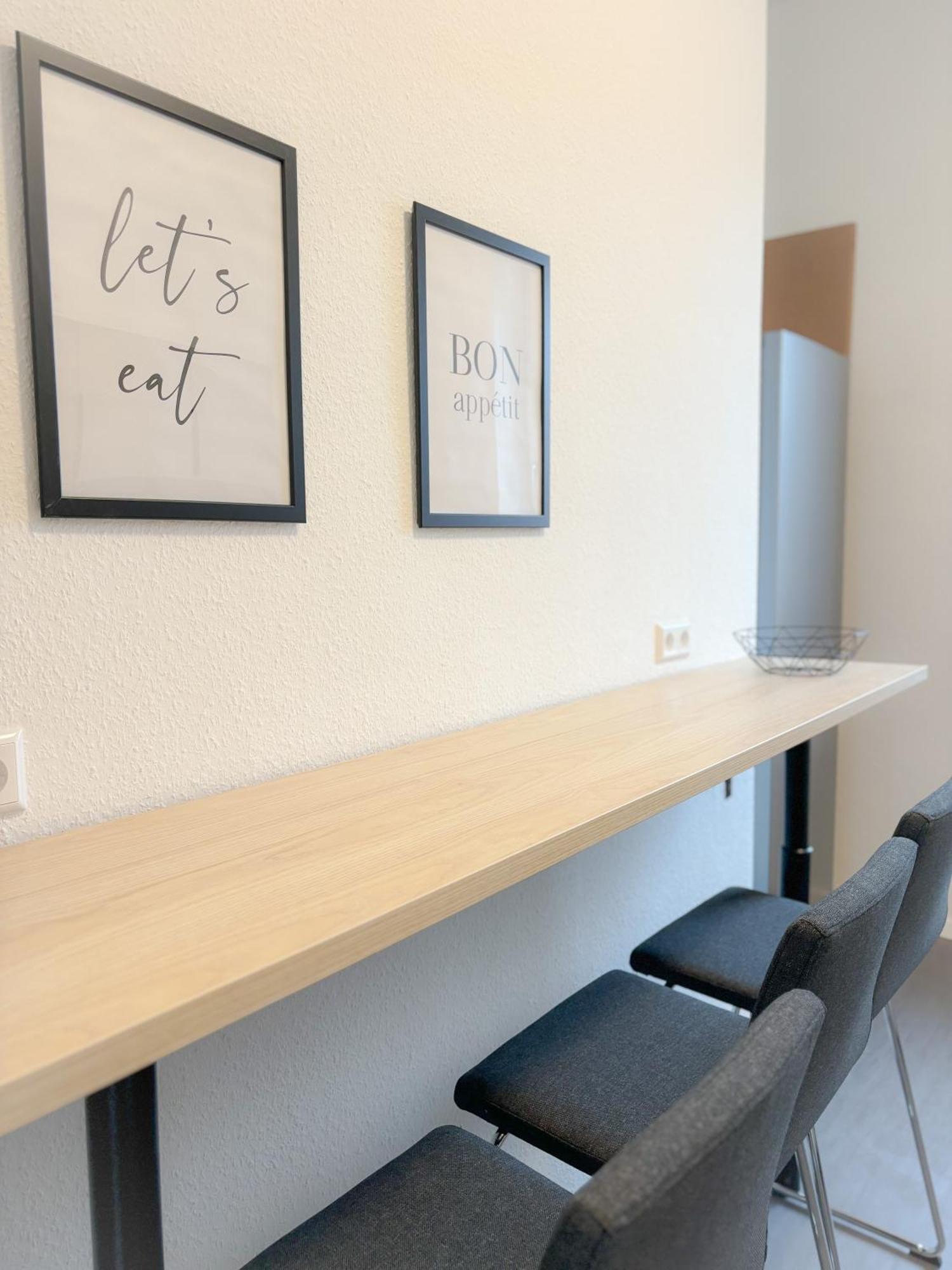 Helles City Apartment Fuer Familien & Gruppen Neu-Ulm Eksteriør bilde