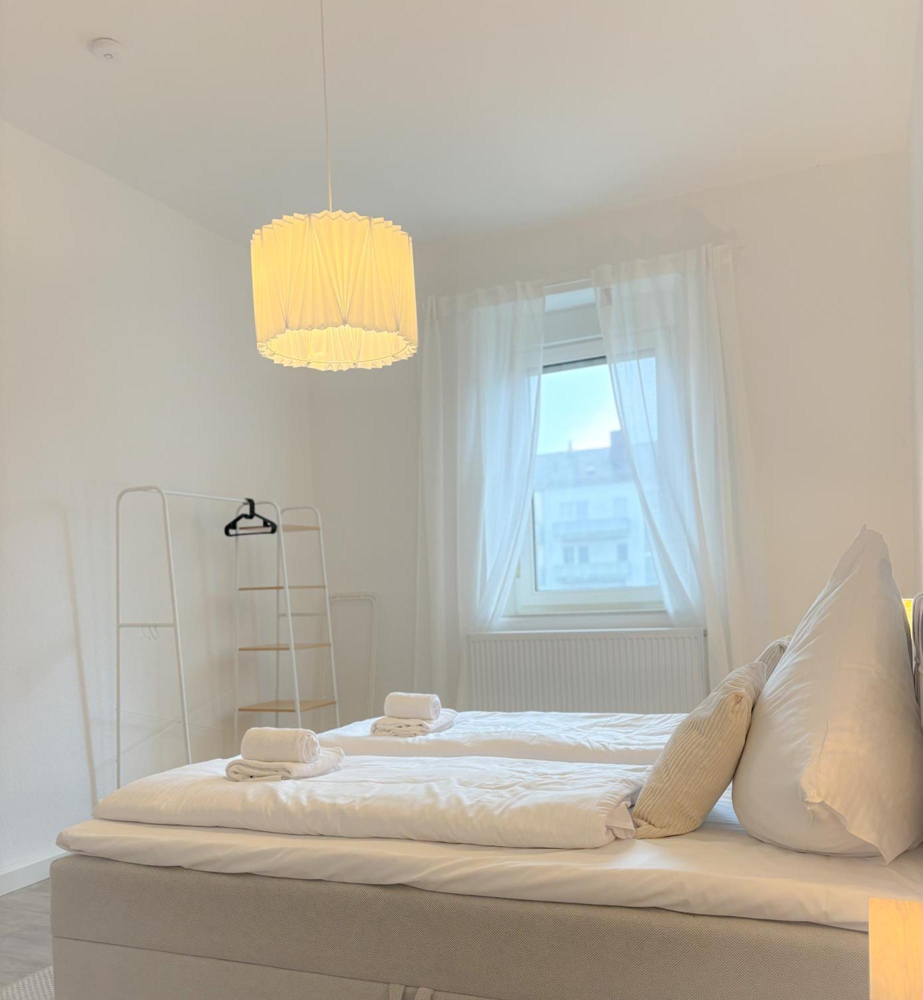 Helles City Apartment Fuer Familien & Gruppen Neu-Ulm Eksteriør bilde